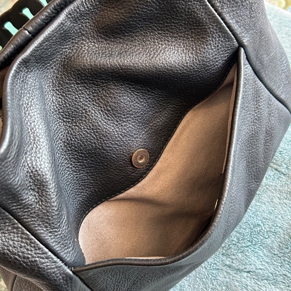 Vince Camuto Deena Black Leather Med Size Hobo Bag EUC - Picture 7 of 16